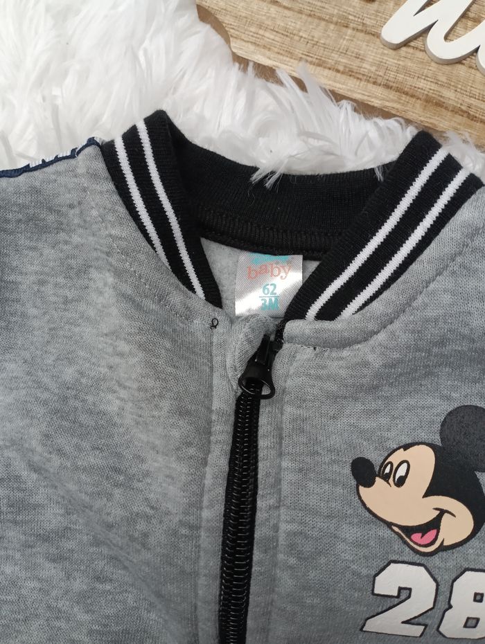 Ensemble survêtement neuf 3 mois Mickey - photo numéro 2