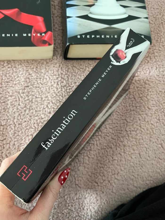 Saga Twilight - Stephenie Meyer - photo numéro 2