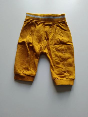 pantalon jogging jaune kiabi garcon 3 mois