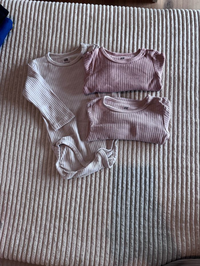 Lot de vêtement bébé filles - photo numéro 8