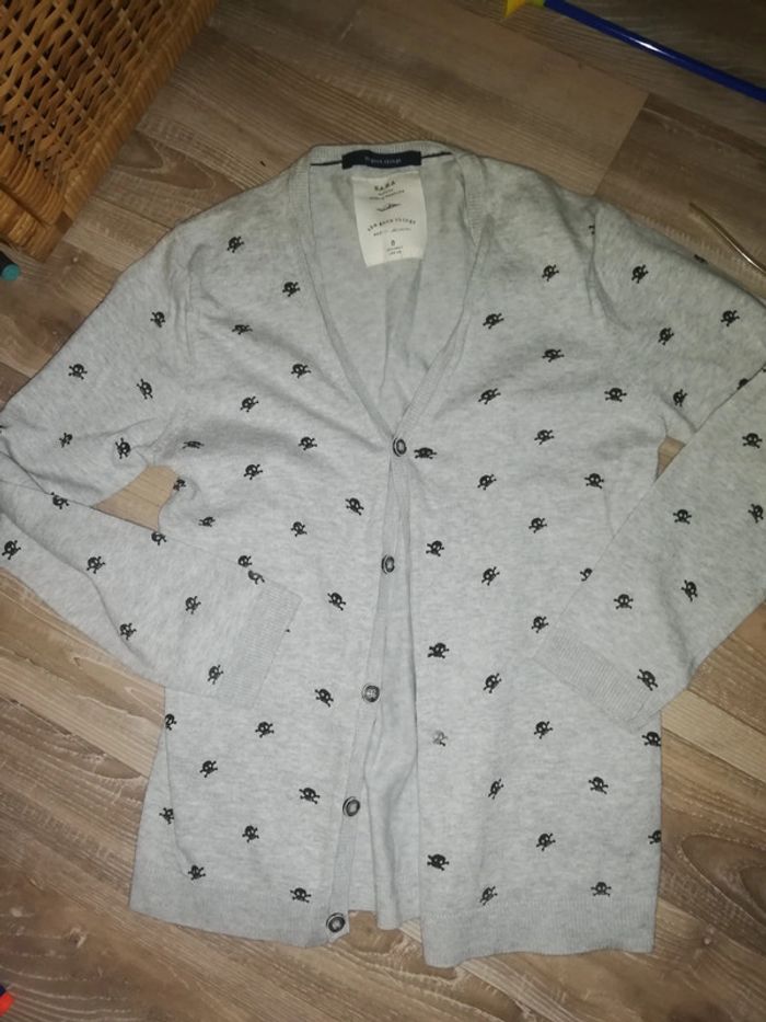 Gilet Zara tête de mort 8 ans