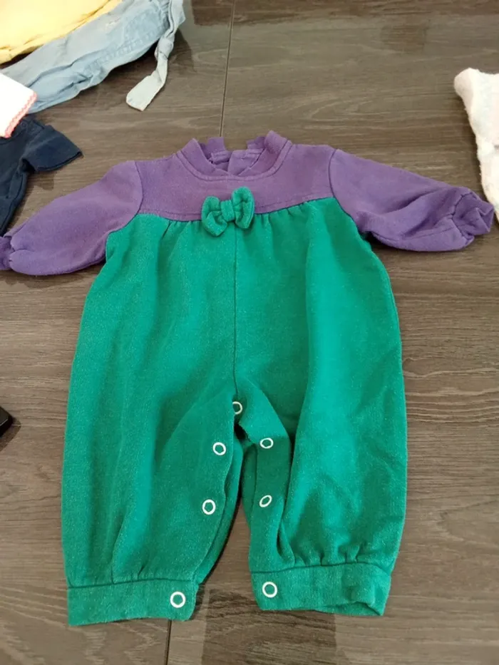 Lot 22 vêtements fille 1/3 mois - photo numéro 9