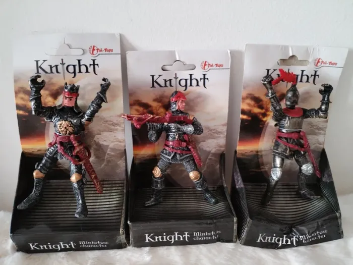 Lot 3 figurines chevaliers – Neuf - photo numéro 14