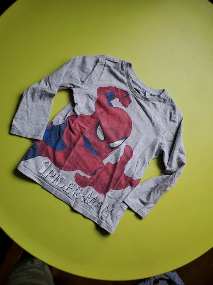 Tee shirt manches longues 4 ans spiderman