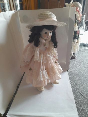 Poupée  porcelaine vintage