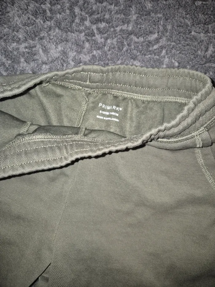 Short primark 9 10ans - photo numéro 3