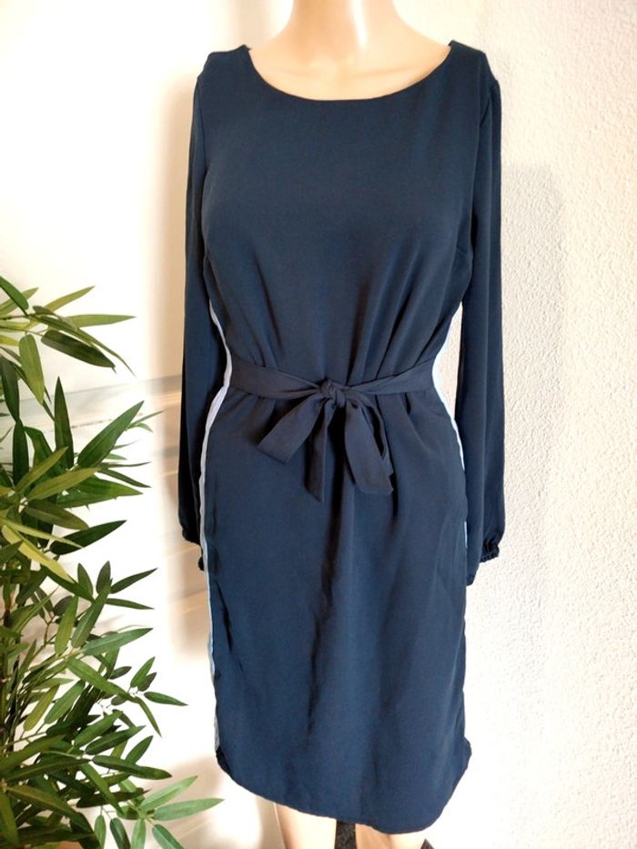 Robe bleue marine reserved taille xs