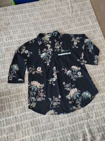 Blouse chemisier bleu marine motif fleurs manches 3/4 cache cache taille 40