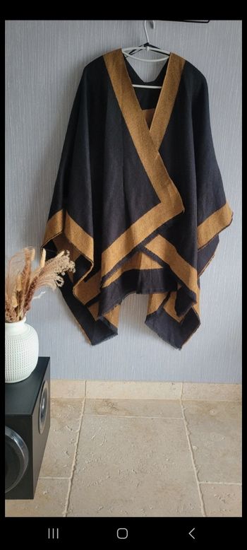 Poncho noir & camel camaïeu taille Unique