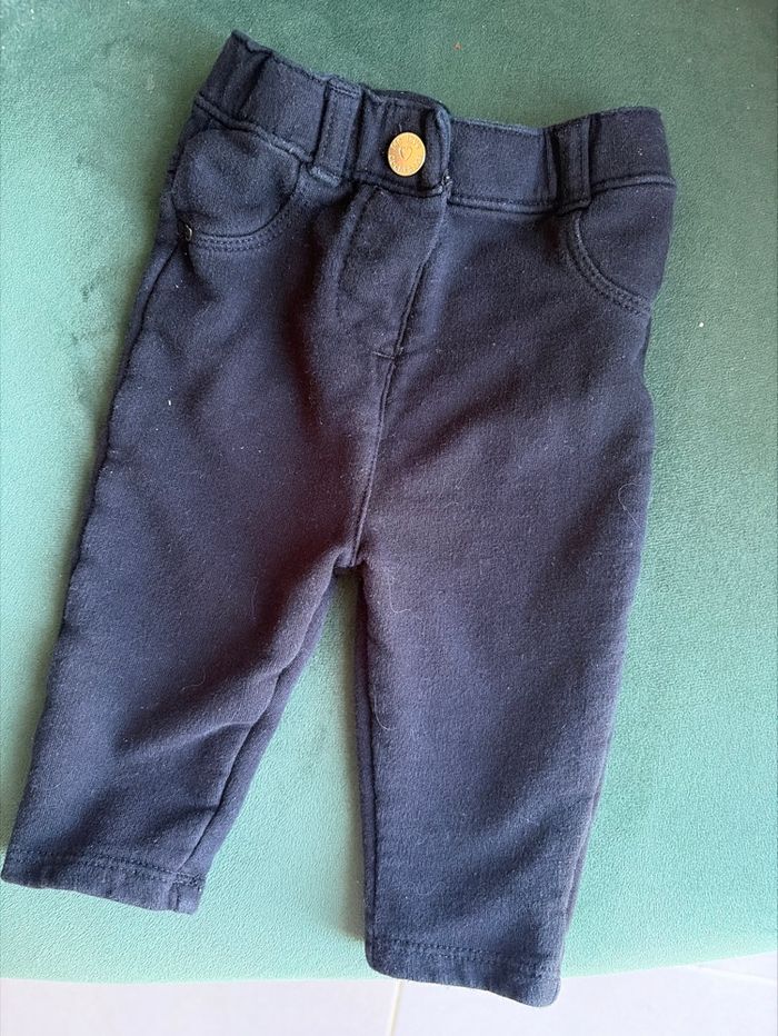 4 Pantalons - photo numéro 2