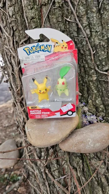 Super figurine Pokemon Nintendo pikachu Germignon