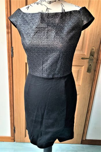 Robe Naf Naf argentée/noire taille 38/40