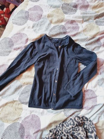 Gilet à bouton bleu marine