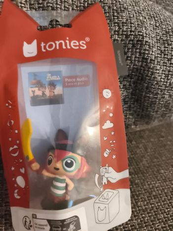 Tonies pirata and capitano