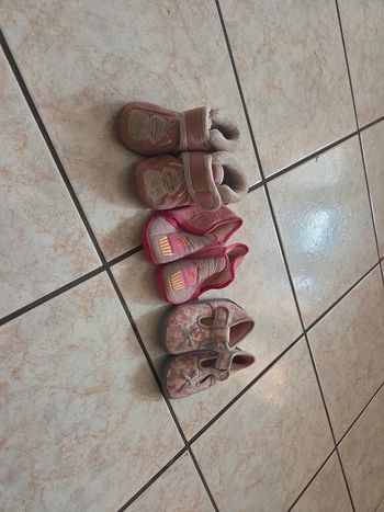 Chaussons fille 21