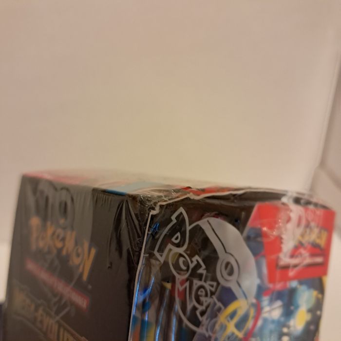 Demi display pokémon ME 01 scellé propre mais léger plis carton - photo numéro 9