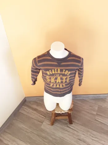 Pull 3 ans  (96 cm)