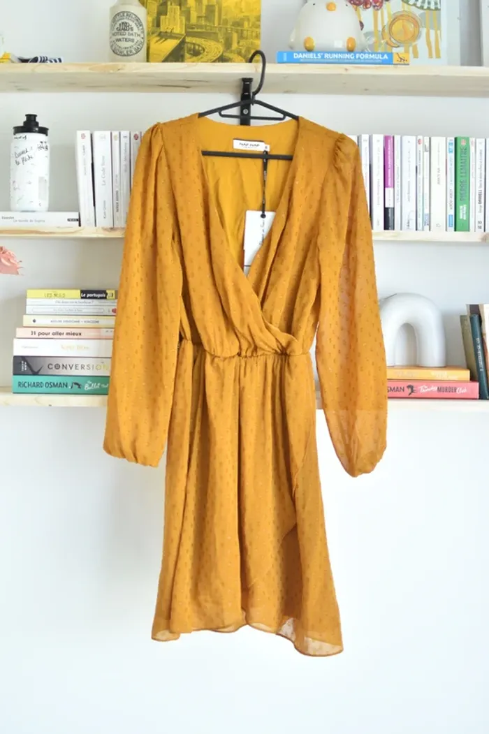 Robe Naf Naf en taille 36 - Neuve avec étiquettes