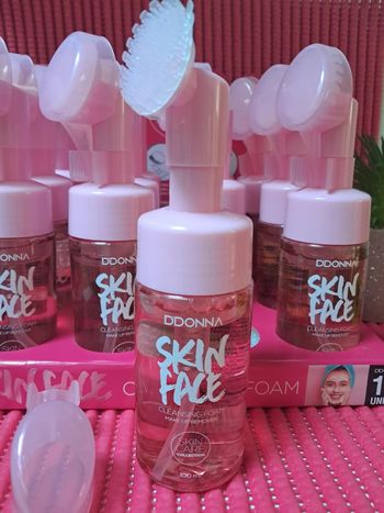 Mousse nettoyante et démaquillante Skin Face D'Donna