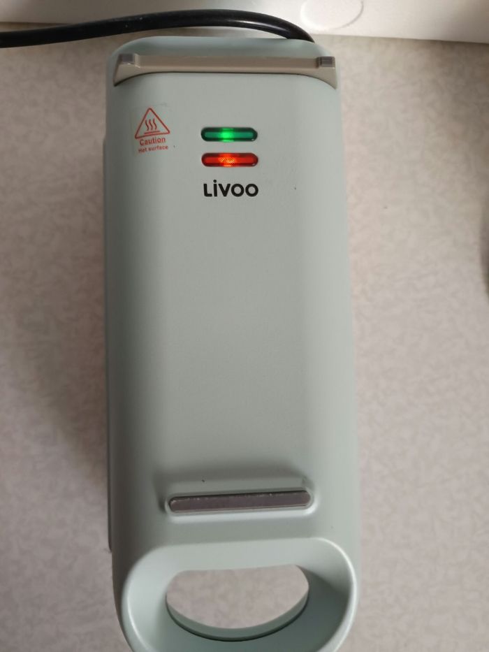 Gaufrier LIVOO DOP235 appareil à churros puissance 800W revêtement anti adhésifs - photo numéro 4