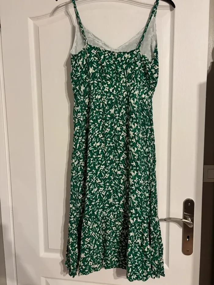 Robe longue verte - photo numéro 3