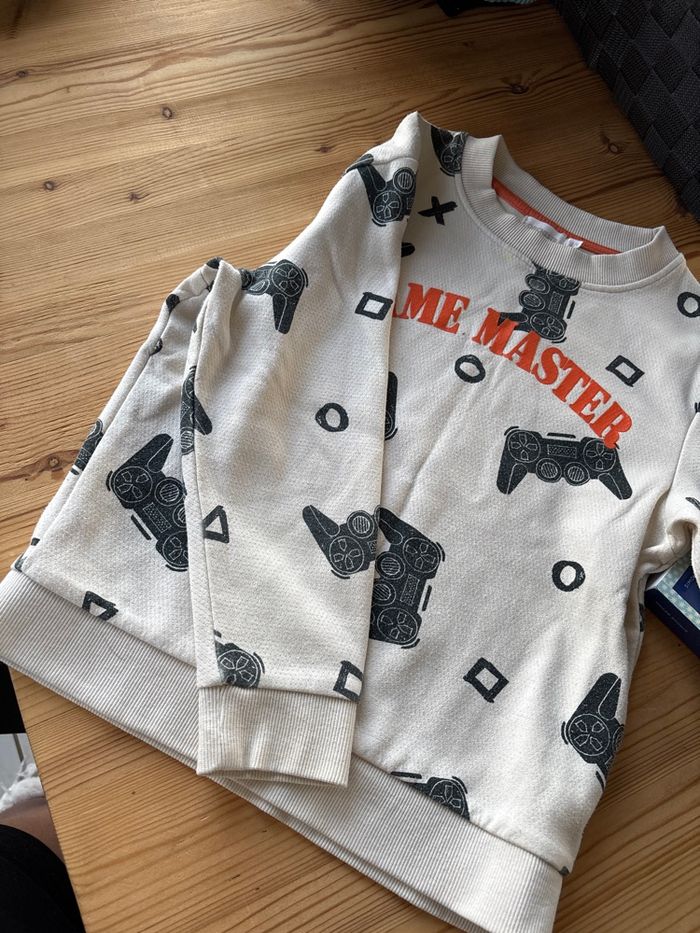 Pull garçon - photo numéro 2