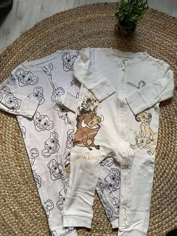 Lot 2 pyjamas fin roi lion 12/18 mois disney