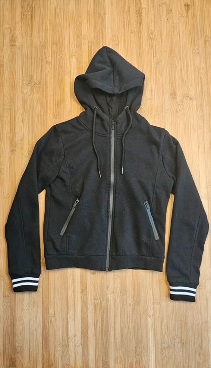 Sweet a capuche TNT - photo numéro 3