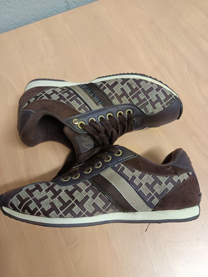 Sneakers chaussures de ville femme Tommy Hilfiger "Thora" taille 7.5 US - photo numéro 5