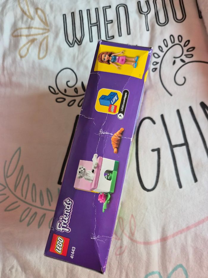 Jeu de construction Lego 41443 Friends La Voiture Electrique d’Olivia - photo numéro 2