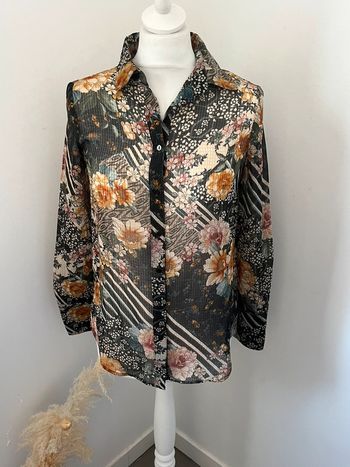 Chemise à fleurs Zara S comme neuve