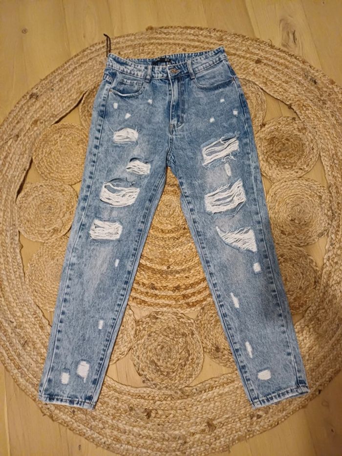 Jean taille haute destroy Daysie taille M 38