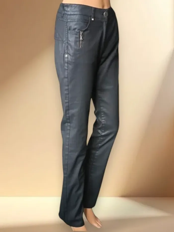 Jean Voodoo premium ,coupe droite ,taille basse , extensible - photo numéro 4