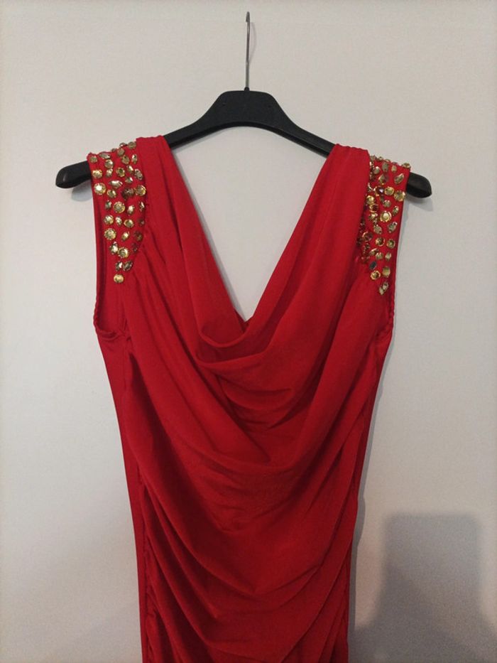 Robe rouge - photo numéro 2