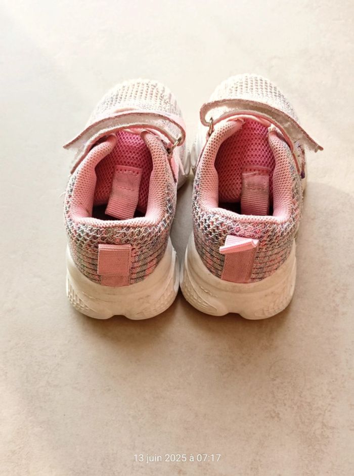 Baskets à scratchs filles - 22 - photo numéro 2