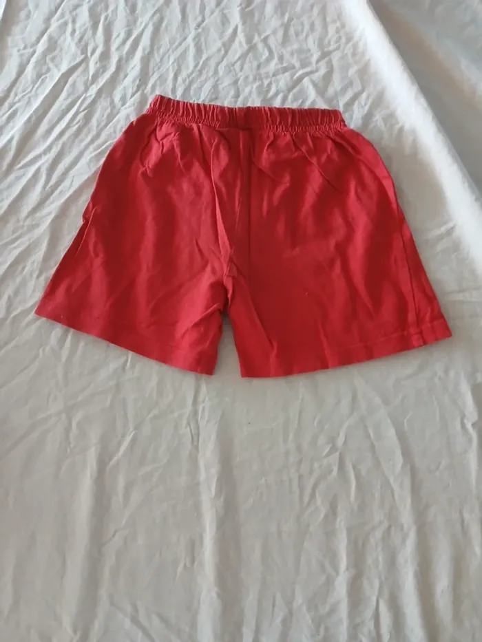 Short 4 ans - photo numéro 3