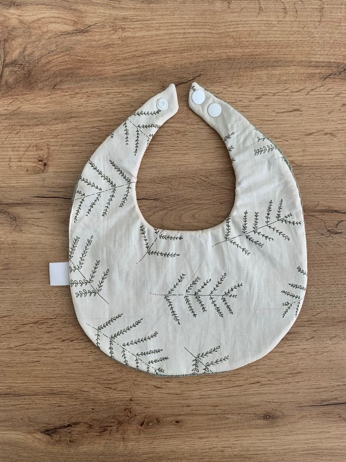 Bavoir bébé / enfant à col Claudine - photo numéro 2