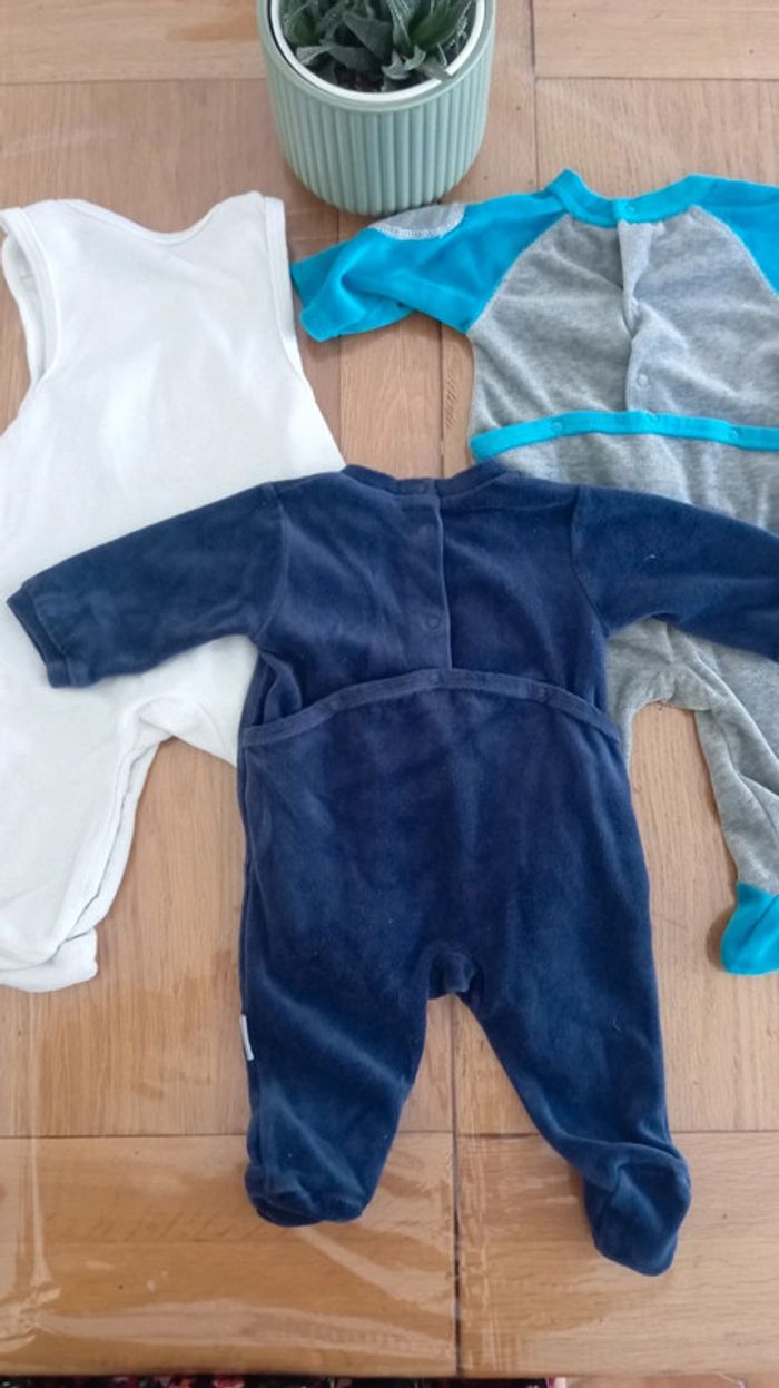 Lot de 9 pyjamas - photo numéro 3