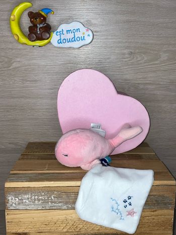 DDC527 doudou et compagnie baleine 🐳