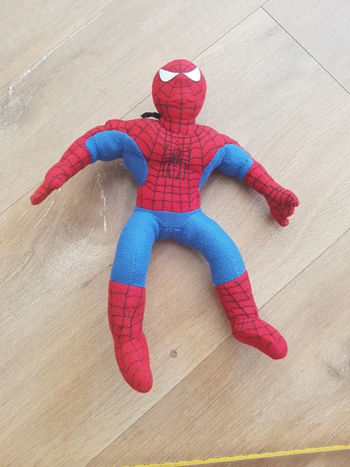 Peluche Spiderman
