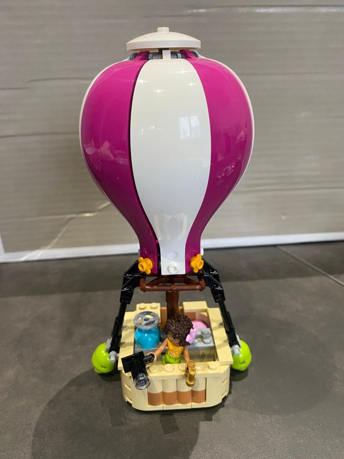 LEGO® Friends La Montgolfière D'Heartlake City - photo numéro 4
