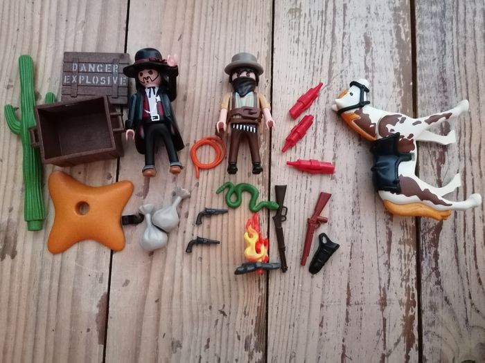 Playmobil 5608 Cow boy et cheval - photo numéro 2