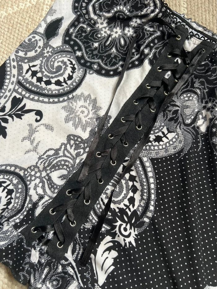 Top vintage à lacets y2k Dark Coquette Goth off shoulders - Taille M/L - photo numéro 5