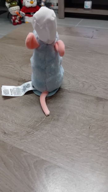 Peluche d épaule aimanté Ratatouille Disneyland Paris 