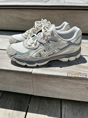 ASICS GEL-NYC Taille  42