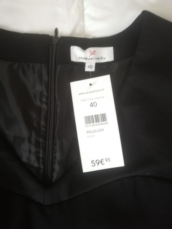 Robe droite noire - photo numéro 6