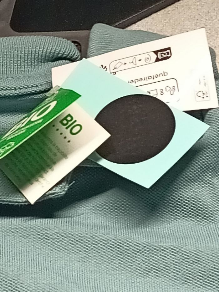 Vend t shirt pour garçon 4-5 ans - photo numéro 2