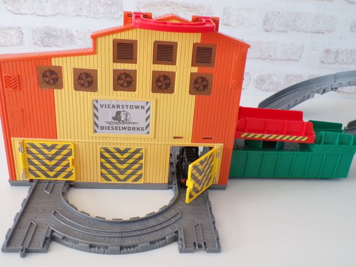 Circuit de train Thomas et ses amis - Usine diesel de Vicarstown - photo numéro 9