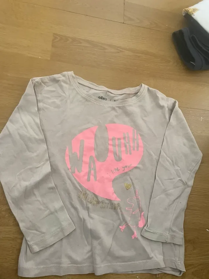 Tee shirt manches longues gemo fille taille 5 ans