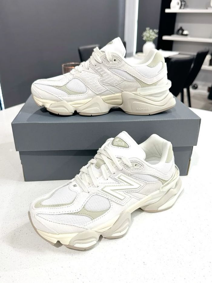 New balance 9060 blanche 45 - photo numéro 3